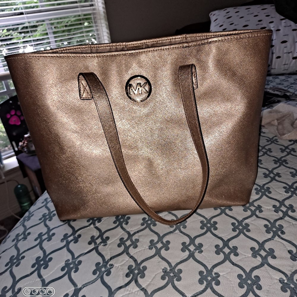Michael Kors Tote